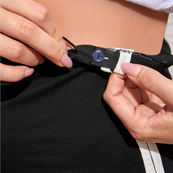 Maternity slit stripped side skirt - Picture 5 of 6